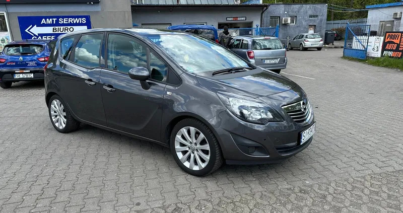 okonek Opel Meriva cena 24900 przebieg: 229000, rok produkcji 2011 z Okonek